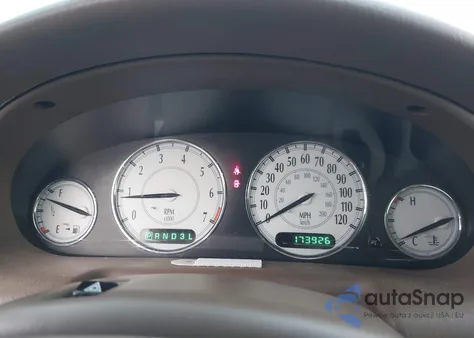 2000 Chrysler Lhs from USA, damaged, VIN 2C3HC56G0YH146972